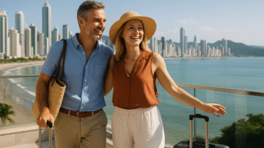 Como o turismo internacional impulsiona o mercado imobiliário de Balneário Camboriú?